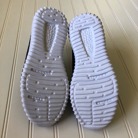 Purple Glitter Lightweight Tennis Shoes - Picture 4 of 4